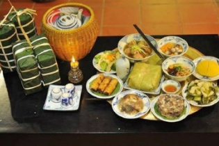 Vì sao có câu "mâm cao, cỗ đầy" ?