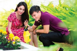 Tết đầu tiên của vợ chồng Công Vinh - Thủy Tiên