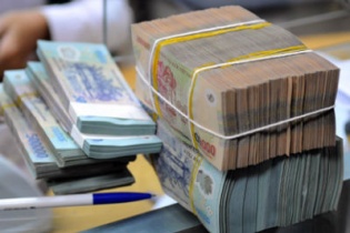 Bất thường dòng chảy tiền tệ 2 tháng đầu năm