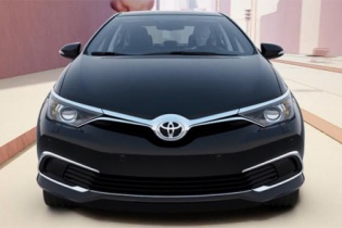 Cận cảnh Toyota Corolla 2016 vừa lộ diện