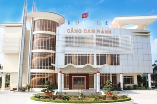 Cảng Cam Ranh gọi thêm vốn đầu tư