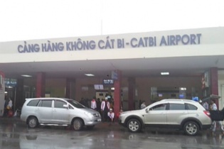 Mây mù làm tê liệt hoạt động bay tại sân bay Cát Bi