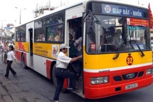 Cổ phiếu xe buýt dồn dập lên sàn Hà Nội