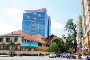 Tại sao đại gia ngoại "bỏ chạy" khỏi đất vàng?