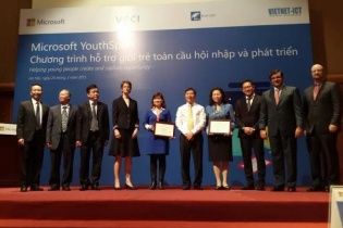 Microsoft rót 3 triệu USD vào giáo dục và kinh doanh tại Việt Nam