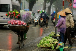 Hà Nội duy trì mưa rải rác đến hết tuần