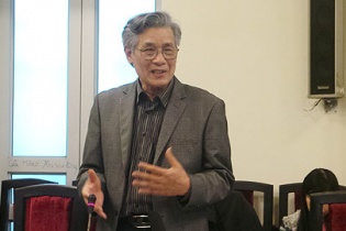 PGS.TS Mạc Văn Trang: Đề xuất lễ tạ lỗi cho các học sinh đánh bạn