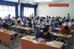 2.000 thí sinh vào vòng 2 Chinh phục đỉnh cao nghề nghiệp