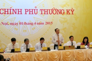 Xuất khẩu của doanh nghiệp trong nước giảm hơn 1 nửa