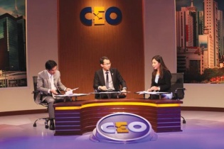 Đối mặt với chỉ trích dịch vụ