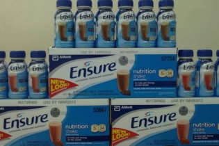 Abbott đề nghị hỗ trợ tiêu huỷ sữa Ensure bị thu giữ