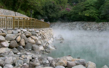 Không đấu giá quyền khai thác một số khu vực khoáng sản nước khoáng tại Kim Bôi, Hòa Bình