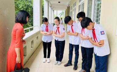 Xử lý vướng mắc về bố trí đội ngũ công chức giáo dục tại cấp xã