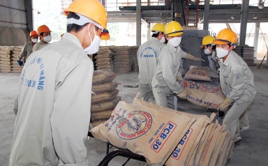 Siết đầu tư xi măng, kính xây dựng, gạch ốp lát