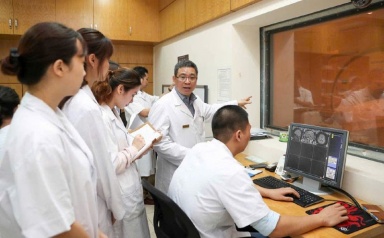 Đại học Y Dược lần đầu tiên có chương trình thạc sỹ y khoa bằng tiếng Anh cho học viên quốc tế