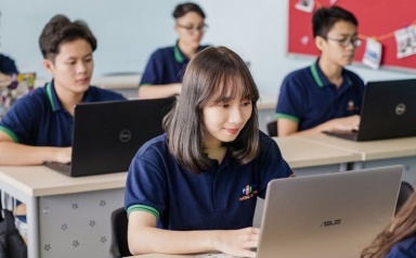 Đẩy mạnh chuyển đổi số, ứng dụng AI và nâng cao chất lượng giáo dục toàn diện