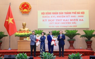 Ông Trương Việt Dũng và bà Phạm Thị Thanh Mai trở thành tân Phó Chủ tịch UBND Thành phố Hà Nội