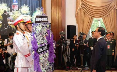 TP.HCM trang trọng tổ chức lễ viếng nguyên Chủ tịch nước Trần Đức Lương