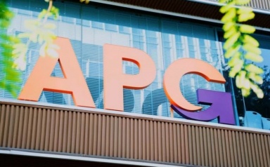 Ngược chiều thị trường, Chứng khoán APG ghi lỗ quý II
