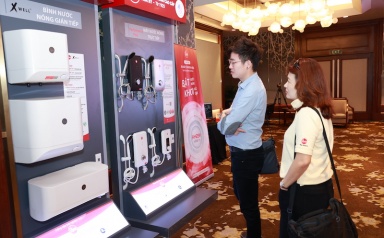 Thương hiệu máy nước nóng Mỹ Rheem 'tham chiến' thị trường bán lẻ Việt Nam