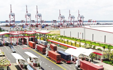 Làn sóng đầu tư logistics “nóng” dần tại TP.HCM