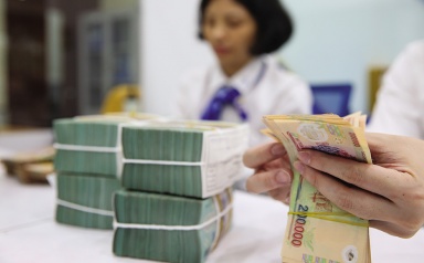 Trái chiều lợi nhuận chứng khoán giữa các ngân hàng