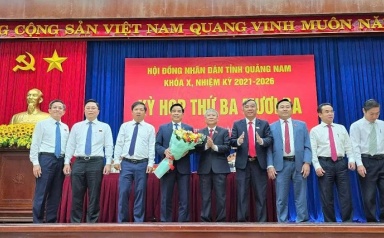 Chủ tịch UBND tỉnh Quảng Nam nghỉ hưu trước tuổi