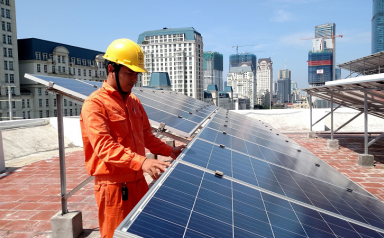 Bộ Công thương thúc địa phương báo cáo công suất điện mặt trời mái nhà