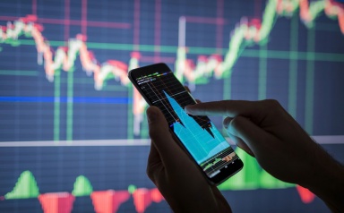 Chứng khoán bùng nổ thanh khoản trong phiên giao dịch tỷ đô, VN-Index trở lại mốc 1.300 điểm