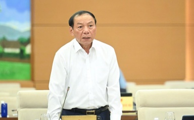 “Đại biểu Quốc hội cứ yên tâm mặc áo có logo doanh nghiệp”