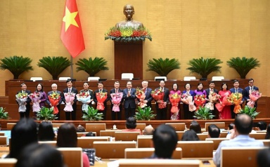 Phê chuẩn 4 phó chủ tịch và 14 ủy viên Hội đồng Bầu cử Quốc gia