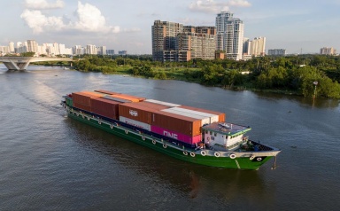 Nửa đầu năm 2025, tăng trưởng của TP.HCM mới đạt 6,56%
