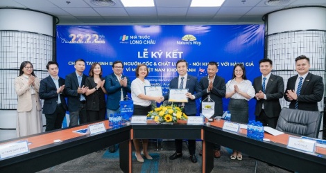 Long Châu Kiến Tạo Hệ Sinh Thái Dược Phẩm Minh Bạch: Bước Tiến Vượt Trội Cho Sức Khỏe Cộng Đồng