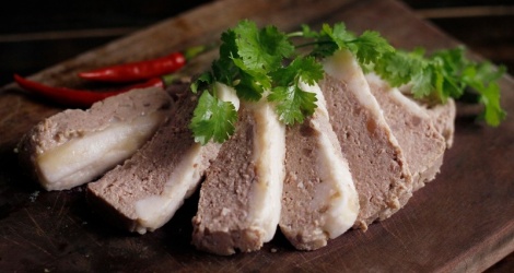 Chuyên gia cảnh báo rủi ro sức khỏe từ thịt lợn nhiễm bệnh khi chế biến ...