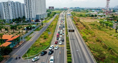 Dự án điện gió 10 tỷ USD ngoài khơi và 11.505 tỷ đồng mở rộng cao tốc - Vimarsana News
