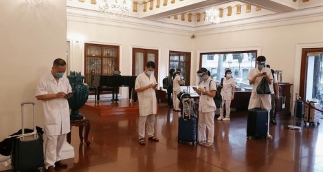 Người dân TP.HCM có thể đặt phòng khách sạn trực tuyến để cách ly - Vimarsana News