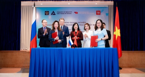 Vinapharm và Promomed ký kết Biên bản ghi nhớ hợp tác trong lĩnh vực dược phẩm
