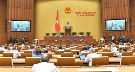 Chậm sửa Luật Đất đai: Đại biểu bức xúc, phê bình, Bộ trưởng tiếp thu