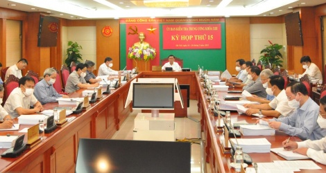 Đề nghị kỷ luật Bộ trưởng Bộ Y tế và Chủ tịch UBND TP.Hà Nội