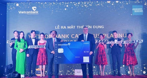 Thẻ Vietcombank Cashplus Platinum American Express - Thẻ tín dụng hoàn tiền tốt nhất thị trường