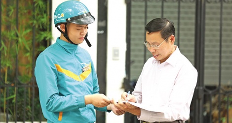 Thị trường chuyển phát 2023: Doanh nghiệp Việt “ứng chiến” với đối thủ ngoại