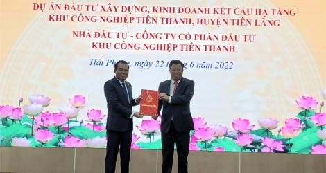 Hải Phòng trao Giấy chứng nhận đầu tư cho 6 dự án với 4.597 tỷ đồng và 231,5 triệu USD