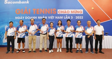 Sacombank tổ chức Giải tennis chào mừng ngày Doanh nhân Việt Nam năm 2022