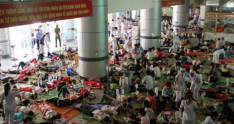 Thanh Hóa: Hàng trăm công nhân Nhà máy giày Hong Fu bị ngộ độc