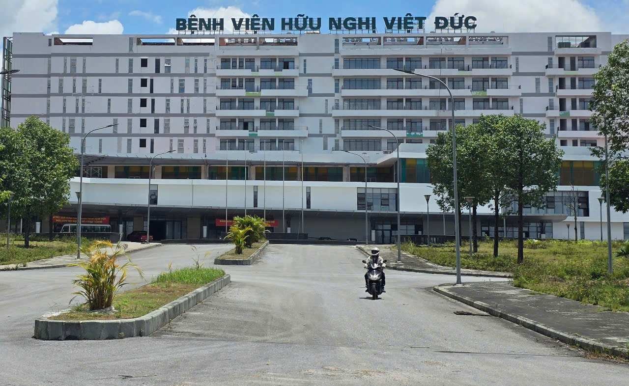 Benh-Vien-2-Bld