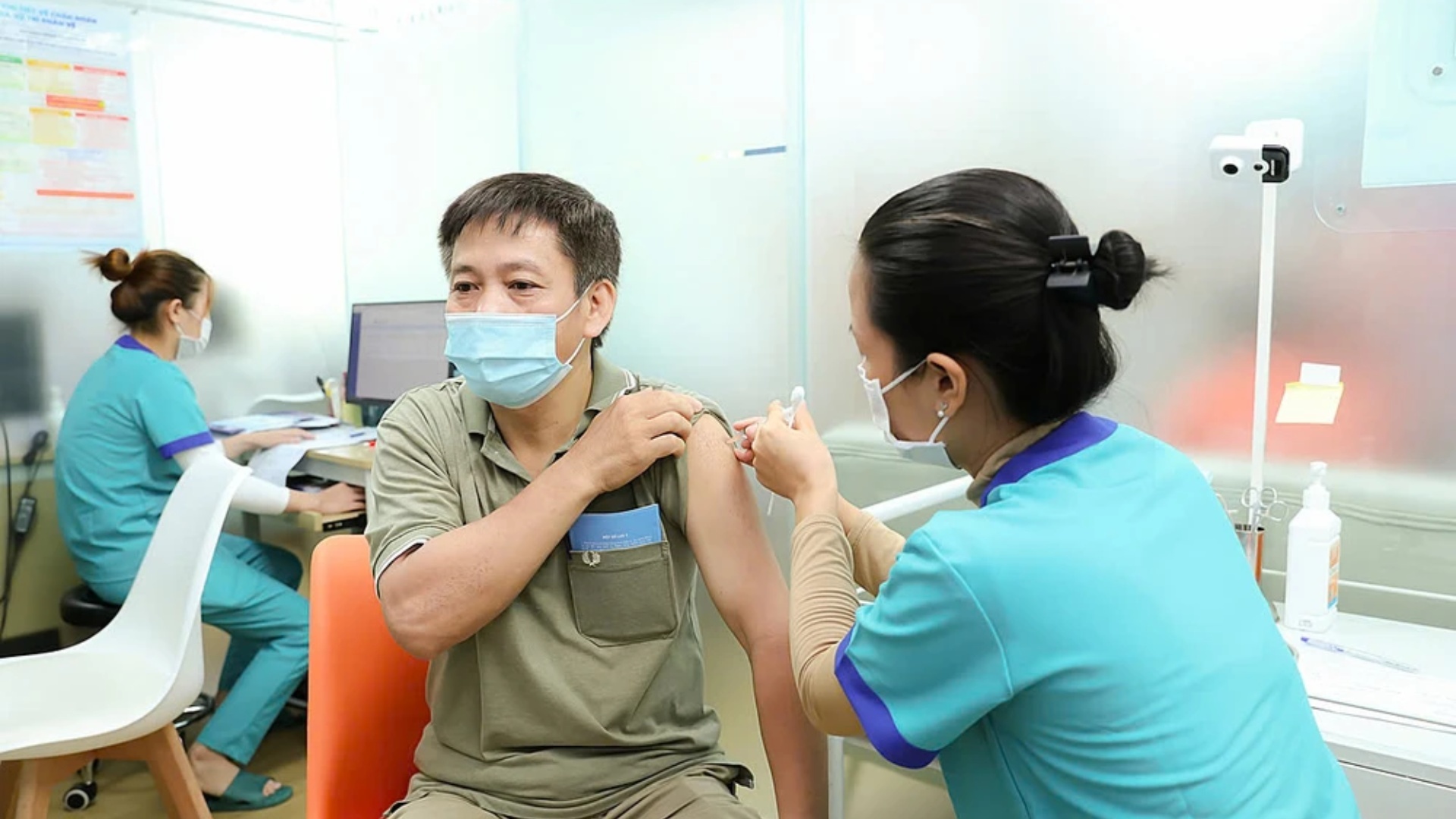 tiem_vac_xin_arexvy_o_dau_dia_chi_tiem_phong_rsv_dang_tin_cay_2_3d0341e88cjpg1782706405 tiem_vac_xin_arexvy_o_dau_dia_chi_tiem_phong_rsv_dang_tin_cay_2_3d0341e88cjpg1782706405