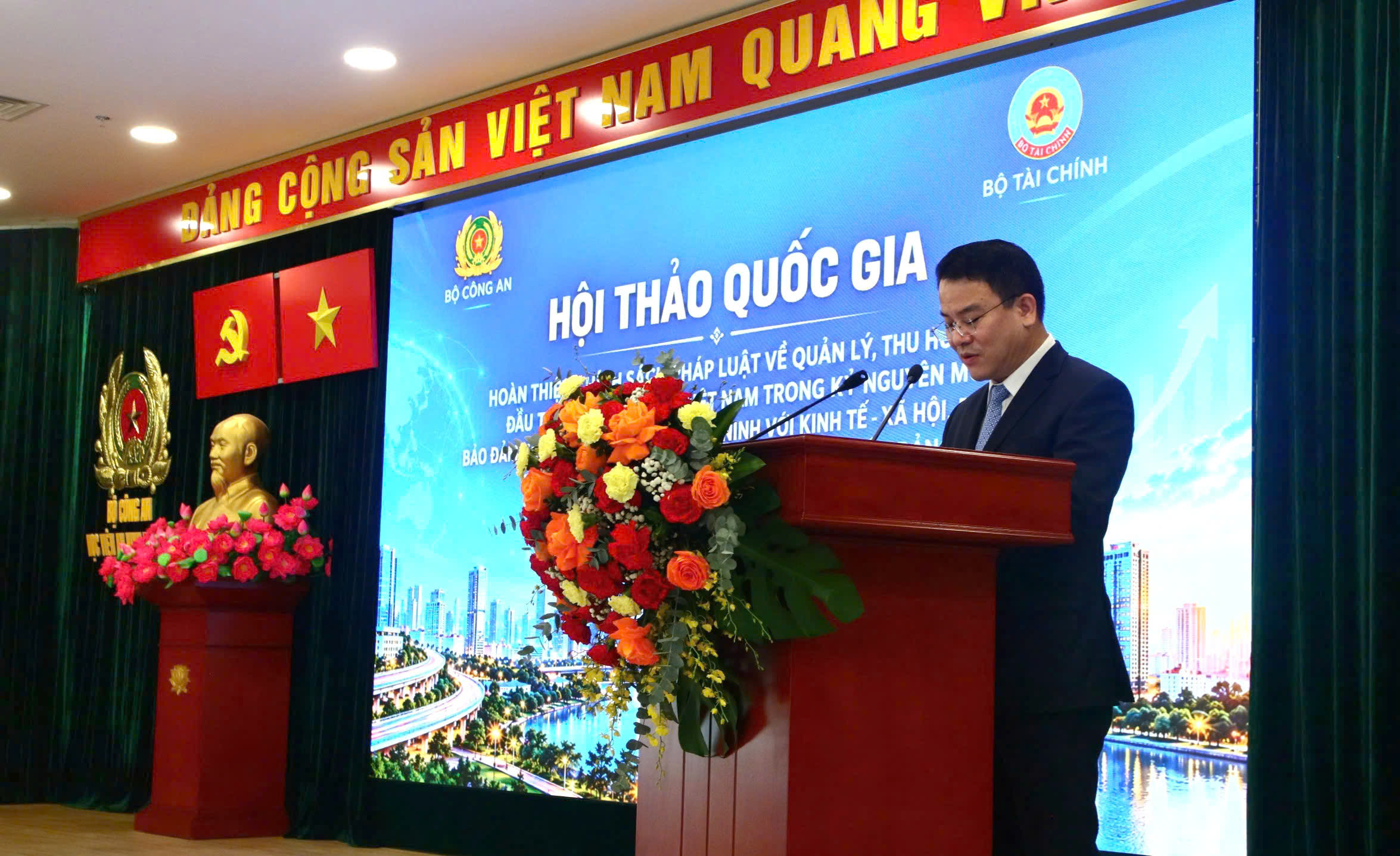 TT Phương TT Phương
