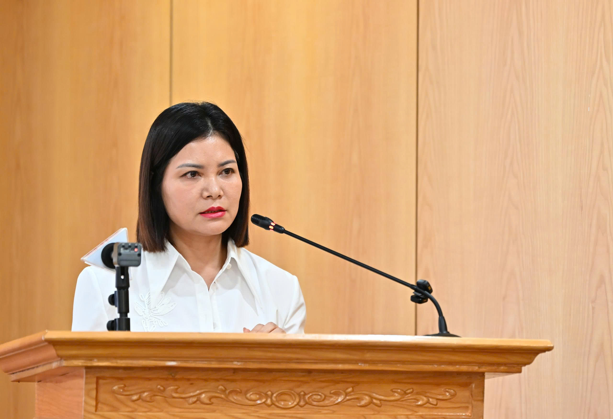 Bà Hiền