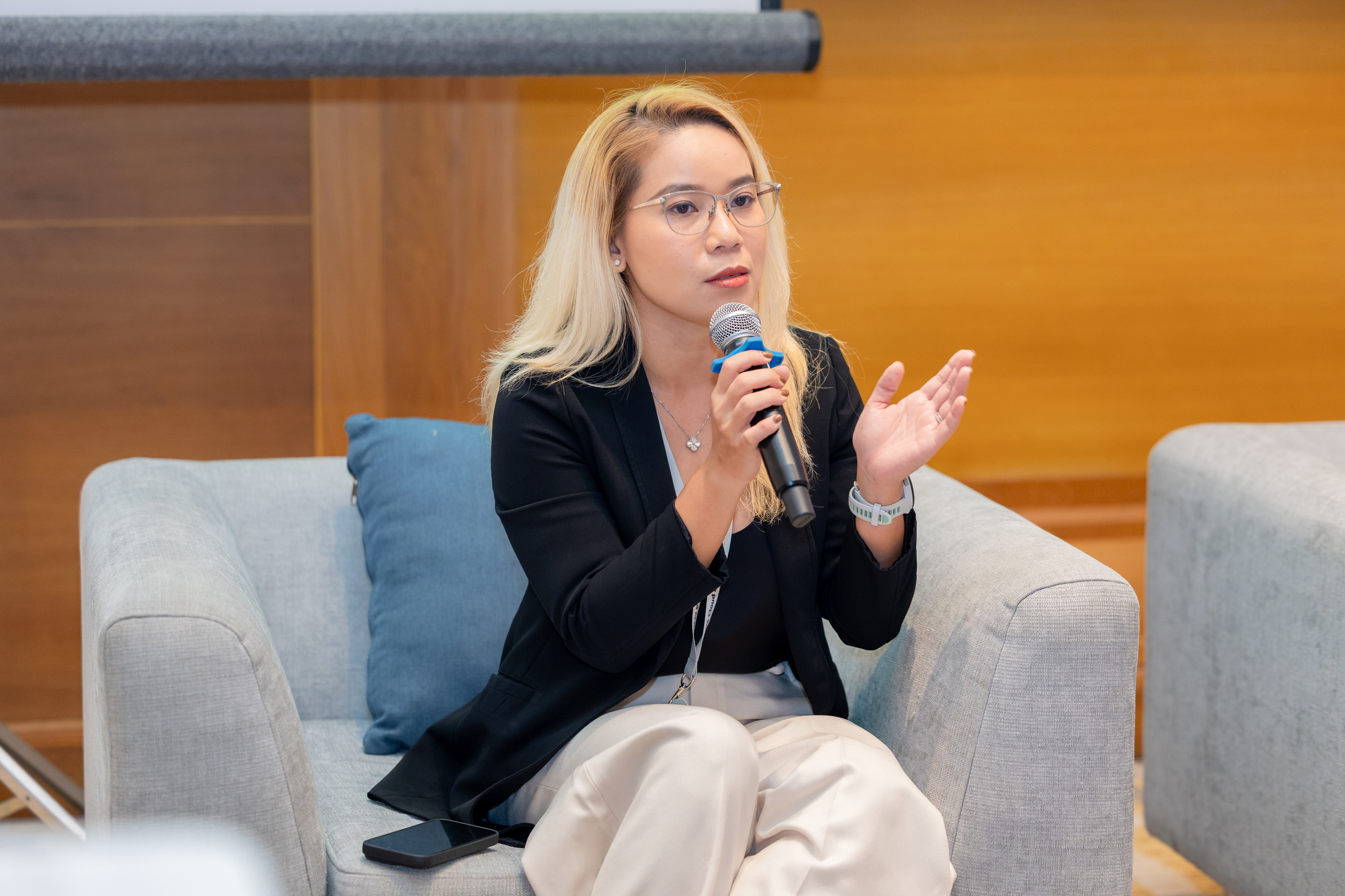 chị Nguyễn Vy, Group CHRO của Cloud Kinetics