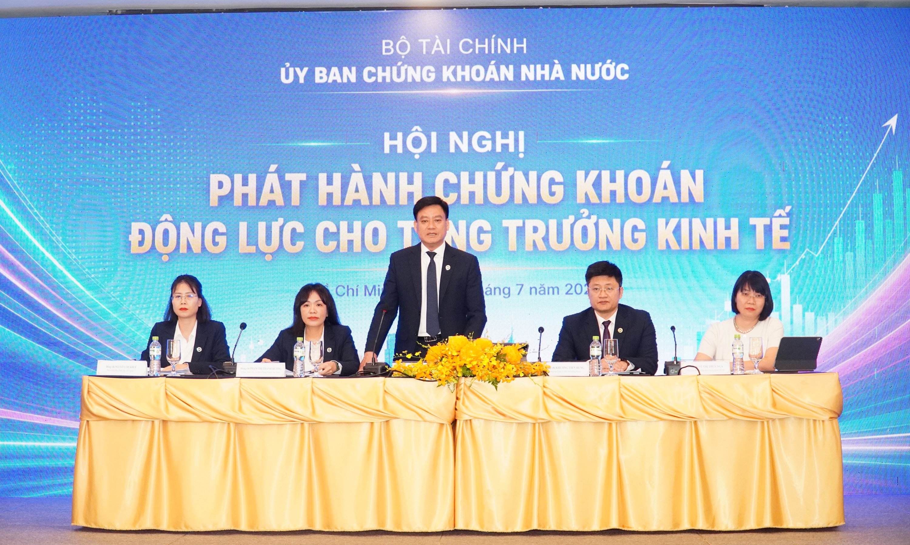 PCT Hoang Van Thu